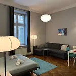 Perfect Place To Stay In Krakow City Center 36M2 W3